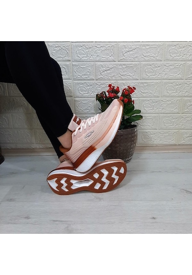 M.p 1674 Bej Renk Fuspetli Bayan Yürüyüş Dolgu Spor Ayakkabı 001