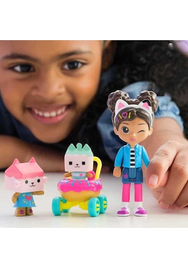 Spm-6069425 Friends Figure Pack Kitty Care