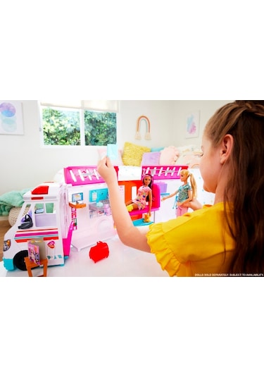 Barbie'nin Yeni Ambulansı - HKT79