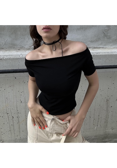 Siyah Madonna Yaka Kısa Kollu Crop Bluz-6793 Siyah