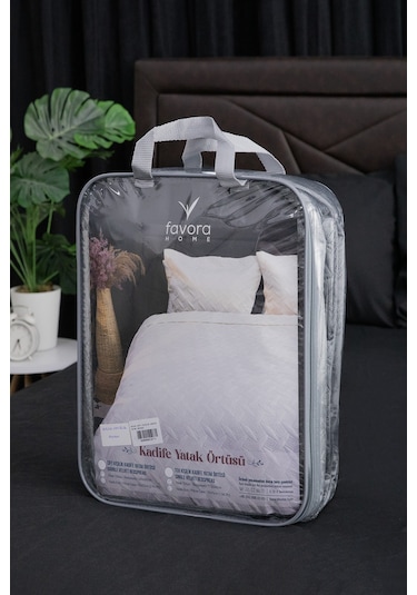 Queen Kadife Tek Kişilik Yatak Örtüsü - Krem Krem