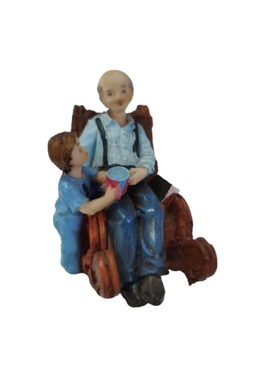 Sandalyede Oturan Dede Ve Torun Biblo 12 10 Cm