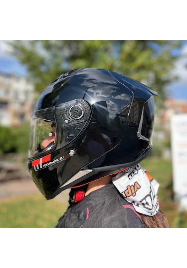Mt Revenge 2 Solid A1 Gloss Full Face Motosiklet Kaskı 65185 Siyah