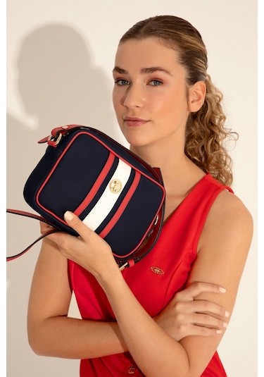 U.S. Polo Assn. Kadın Lacivert Çapraz Çanta 50293672-VR033
