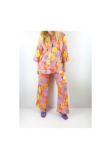 Modaonna Kadın Pembe Renk Vintage Desen Gömlek Pantolon Takım Pembe