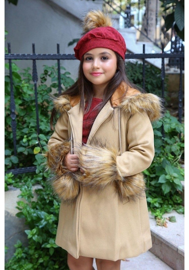 Riccotarz Kız Çocuk Kolları Ve Kapüşonu Kürk Detaylı Ponpon Bereli Kahverengi Kaşe Kaban 001