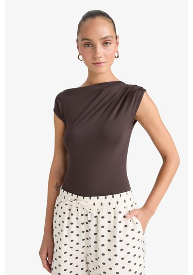 Defacto Slim Fit Dar Kesim Asimetrik Bluz F7297ax25aubn340 Kahve