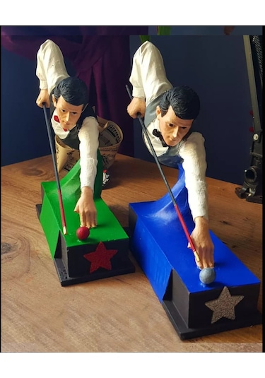 Bilardo Oynayan Adam Biblo - Dekoratif Obje