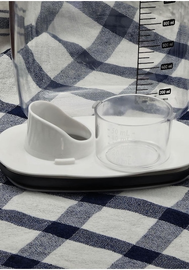 Plastik Erzak Kabı - Kilitli Kapaklı Erzak Kutusu - 2100 Ml