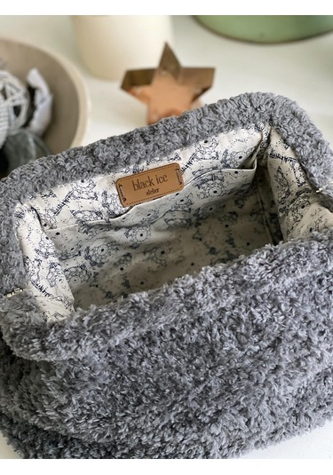 El Yapımı Antrasit Teddy Yün Örgü El Çantası Antrasit