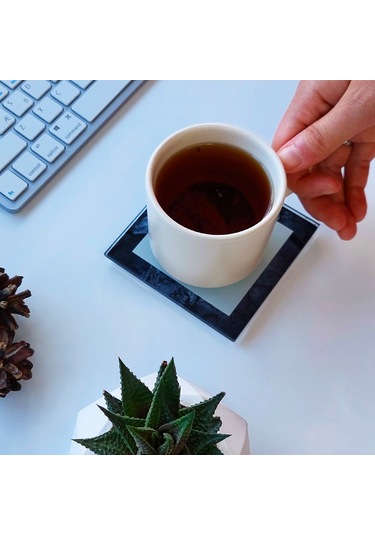 Decorita Cam Bardak Altlığı K Harfli Tasarım 4'lü Takım 10 x 10 CM Çok Renkli