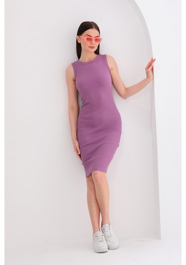 Mor Vücuda Oturan Kolsuz Diz Altı Fitilli Esnek Askılı Elbise Mor