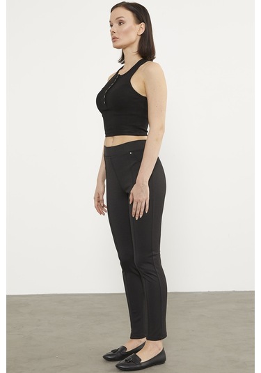 Önden Dikiş Detaylı Tayt - Siyah 001