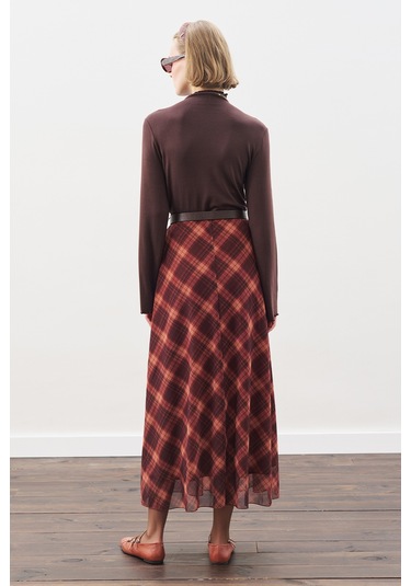 Desenli Tül Etek Kahverengi Ekose Kahverengi Ekose