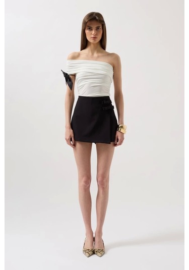 Fiyonk Detay Mini Etek Siyah