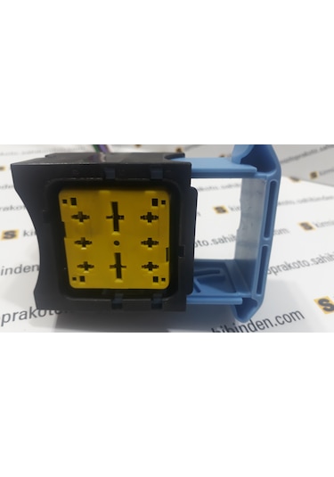 Ford Curıyer Kızdırma Role Soketi