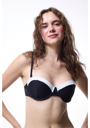 Penti Siyah Nova Straplez Bikini Üstü