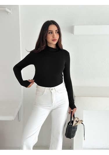 Kadın Yarım Balıkçı Yaka Parmak Geçmeli Full Likralı Buzz Body Siyah