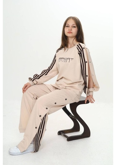 Unisex Çocuk 2 İplik Çıtçıtlı Alt&üst Eşofman Takımı %100 Pamuk Rahat Kalıp-299-eşt-0006 Bej Unisex Çocuk 2 İplik Çıtçıtlı Alt&üst Eşofman Takımı %100 Pamuk Rahat Kalıp-299-eşt-0006 Bej