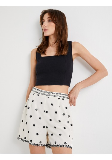 Koton Mini Şort Çiçek Fistolu Normal Bel Kırık Beyaz 4sak40136pw Ekru