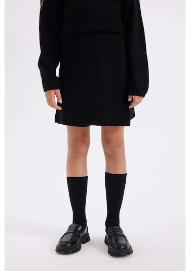 DeFacto Kız Çocuk Siyah Basic Düz Okul Şort Etek A7172A824WNBK27 Siyah