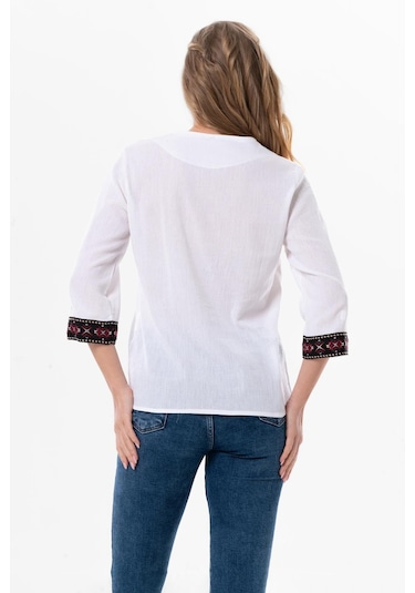 Truvakar Kol V Yaka Nakışlı Talya Şile Bezi Yazlık Bluz Beyaz Byz-beyaz Beyaz