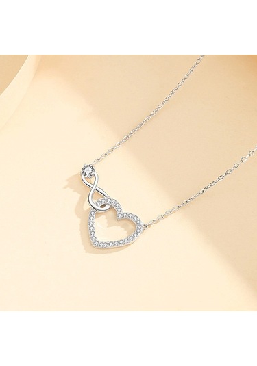 Uıowoo Zarif Kalp Kolye - İnce Zincir Klavye Kolye - Kadınlar İçin Şık Kolyesi - Özel Günler Ve Hediye İçin Beyaz