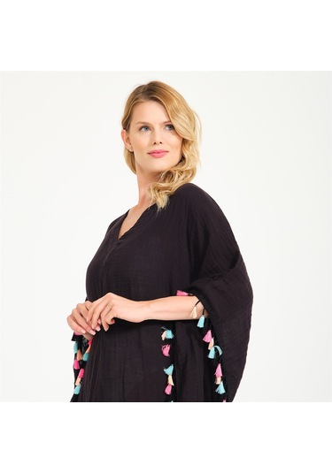 Püskül Detaylı V Yaka Uzun Plaj Elbisesi Siyah-Standart Siyah