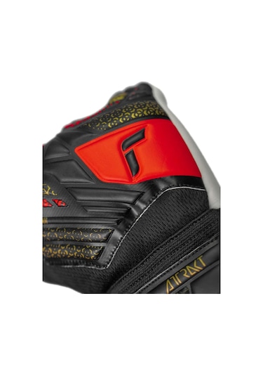 Reusch Attrakt Starter Solid Çocuk Kaleci Eldiveni 5572514-7075 Siyah - Kırmızı