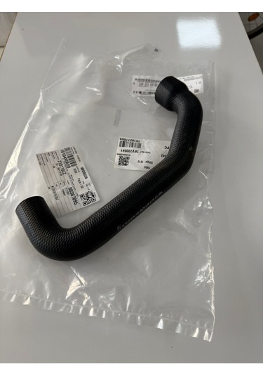 W124 M111 Motor Radyatör Üst Hortum 1245016382