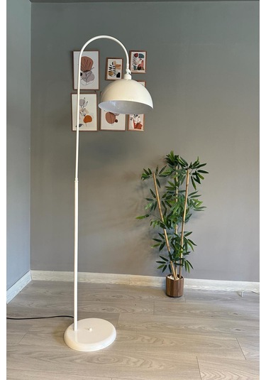 Dimmerli Işığı Ayarlanabilen Işığı Artırılıp Azaltılabilen Beyaz Hareketli Başlık Metal Lambader Beyaz