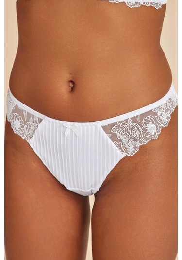 Paris Ekru Dantelli String Külot Ekru