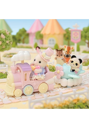 5819 Sylvanian Families Lunapark Oyun Seti Uçak Ve Tren +3 Yaş