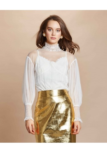 Transparan Yaka Ve Kol Detaylı Dantel Garnili Bluz Romantik Ve Zarif Tasarım Ekru