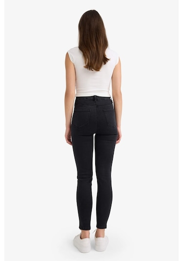 Defacto Jegging Yüksek Bel Bilek Boy Dar Paça Basıc Jean Pantolon B7498AX24SP Antrasit Defacto Jegging Yüksek Bel Bilek Boy Dar Paça Basıc Jean Pantolon B7498AX24SP Antrasit