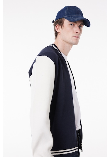 Wrangler Regular Fit Normal Kesim Dik Yaka Lacivert Bomber Ceket W232387410 Lacivert Wrangler Regular Fit Normal Kesim Dik Yaka Lacivert Bomber Ceket W232387410 Lacivert