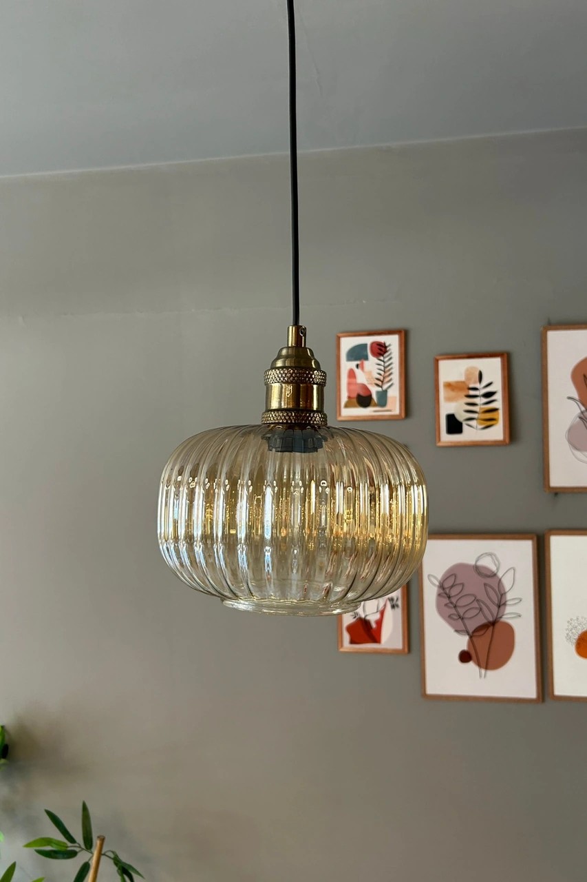 Mola Cam Bal Rengi Tekli Avize Lale Başlık Retro Sarkıt Lamba Restoran Salon Aydınlatma Bal