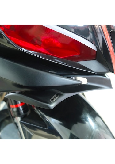 GP Kompozit Yamaha R25 2019-2024 Uyumlu Winglet Siyah