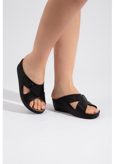 Roy Jones Kadın Ortopedik Çapraz Cırtlı Ayarlanabilir Üst Detay Konfor Modeli Günlük Terlik Yumuşak Siyah