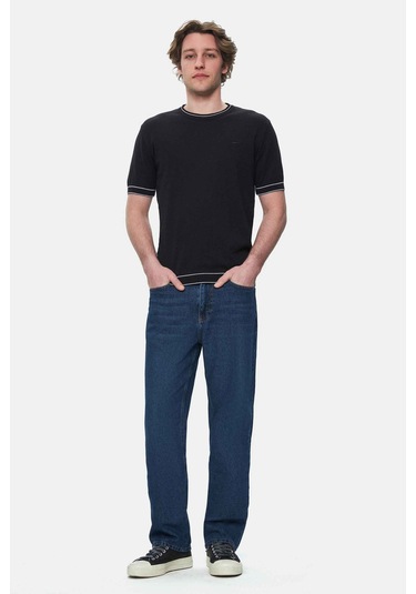 Fared Siyah Bisiklet Yaka Triko Nakışlı Standard Fit Erkek Tshirt SIYAH