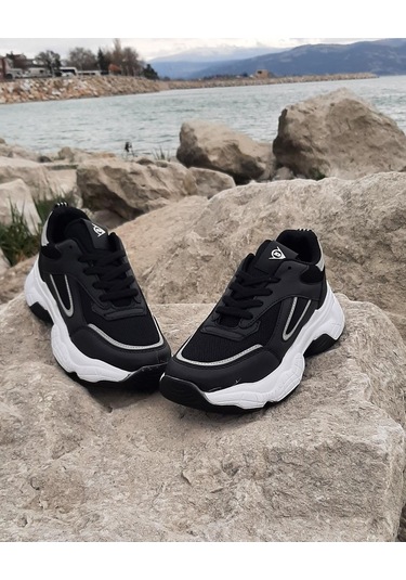Dunlop 2323 Siyah-Beyaz Renk Fuspetli Kalın Taban Spor Ayakkabı AYKSAYAK-000503