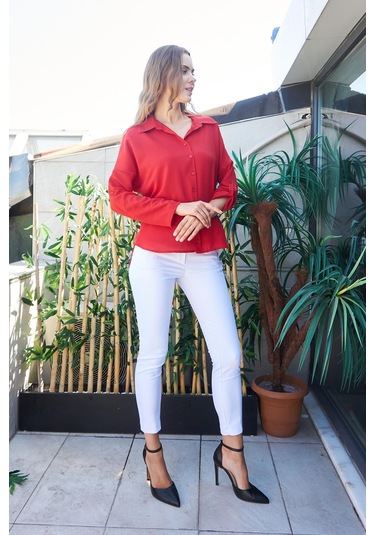 Likrasız Şık Kumaş Yakalı Sırt Dekolteli Uzun Kol Apoletli Gömlek-kırmızı Kırmızı