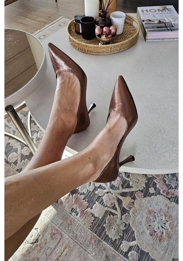 10 1109 Topukla Kadın Kadeh Topuklu 8 Cm Topuklu Stiletto Ayakkabı Bakır