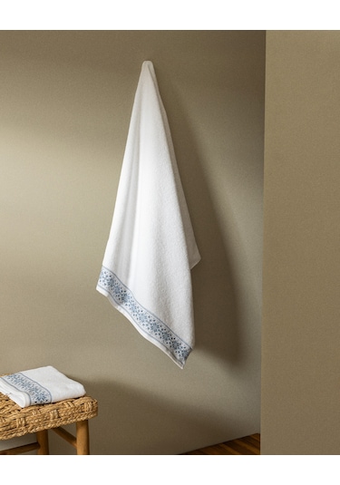 Madame Coco Caresse %100 Pamuk Banyo Havlusu - Beyaz/gri 8684427174937 Beyaz