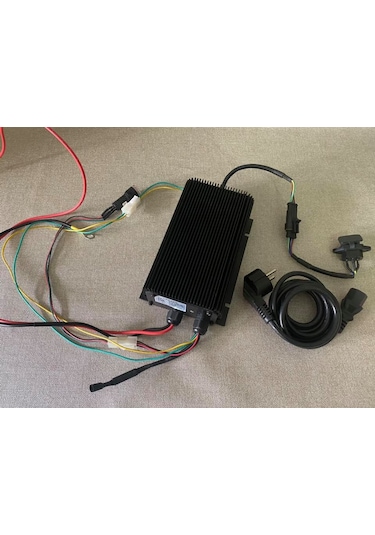 12V 18A Pil Şarj Aleti - Forkflit Araba Pil Şarj Cihazı