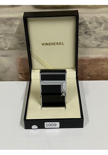Vindiesel Marka Düz Siyah Gri Renk Gazlı Model Kişiye Özel Çakmak