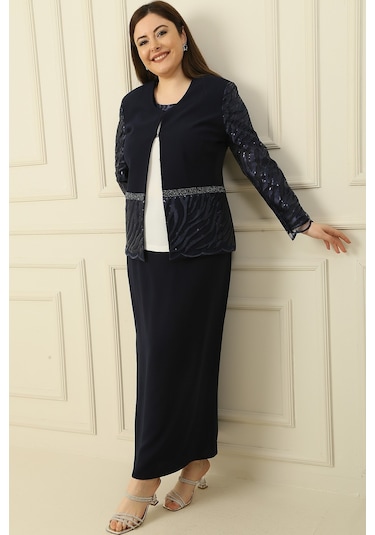 İçi Yarım Ay Kol Bluz Pul Nakışişlemeboncuk Detaylı Ceket Etek Astarlı Büyük Beden 3'lü Takım Lacivert İçi Yarım Ay Kol Bluz Pul Nakışişlemeboncuk Detaylı Ceket Etek Astarlı Büyük Beden 3'lü Takım Lacivert
