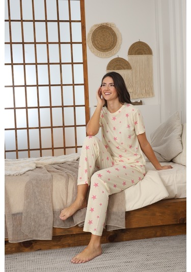Kadın Yazlık Kısa Kol Penye Süprem Kumaş Pijama Takımı Sarı Yıldızlı