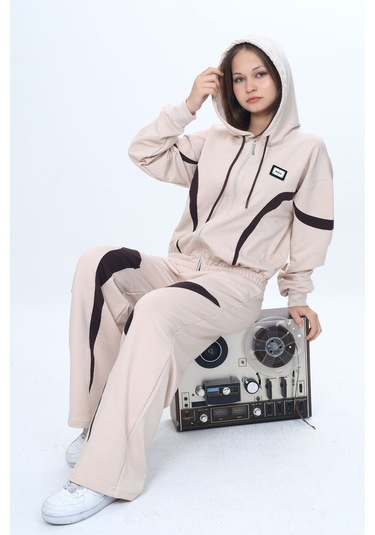 Kız Çocuk %100 Pamuk Garnili Kapüşonlu Fermuarlı Oversize Alt&üst Trend Eşofman Takımı-315-eşt-0003 Bej Kız Çocuk %100 Pamuk Garnili Kapüşonlu Fermuarlı Oversize Alt&üst Trend Eşofman Takımı-315-eşt-0003 Bej