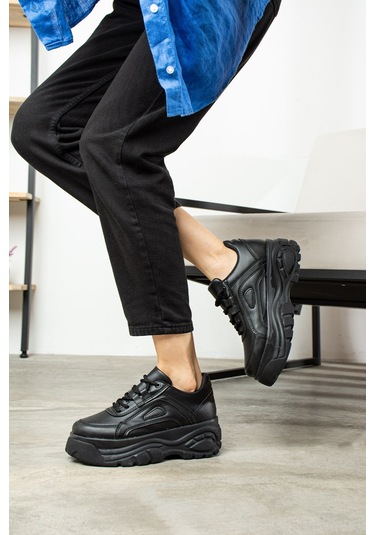 Günlük Kadın Spor Ayakkabı Yüksek Kalın Taban 6 Cm Suni Deri Sneaker 001 Siyah